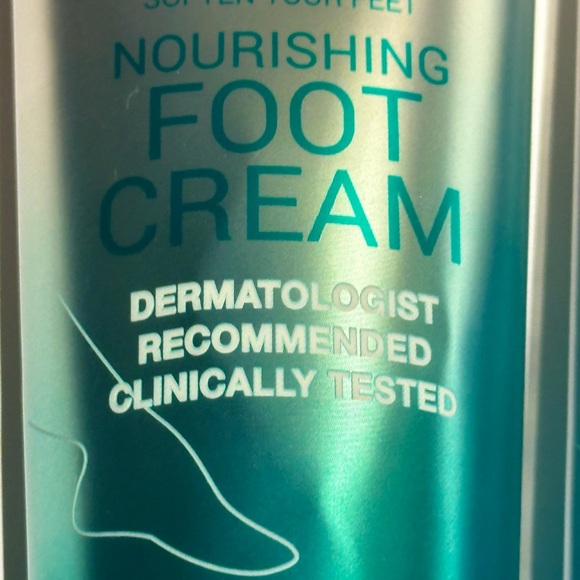 Dermasil Lab Platinum Foot Cream and Hand Cream - Picture 2 of 12
